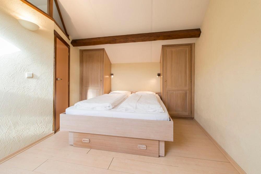 Appart Hotel Au Pied De Vigne Vresse-sur-Semois Bagian luar foto