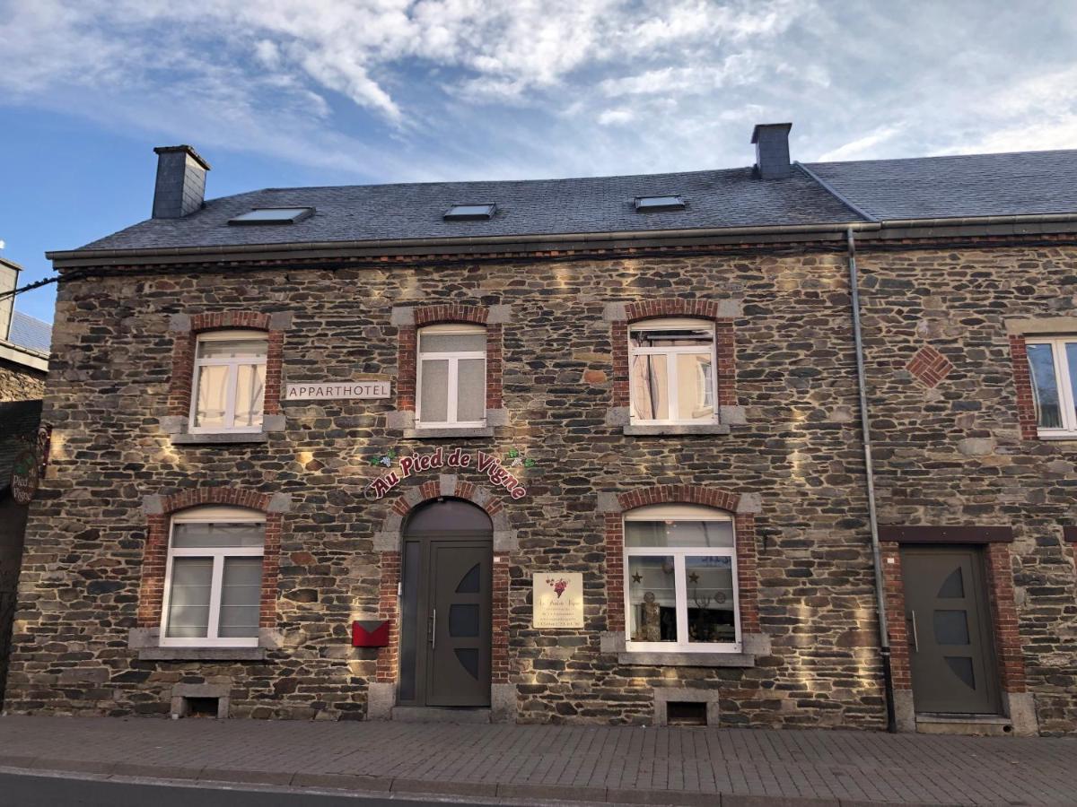 Appart Hotel Au Pied De Vigne Vresse-sur-Semois Bagian luar foto