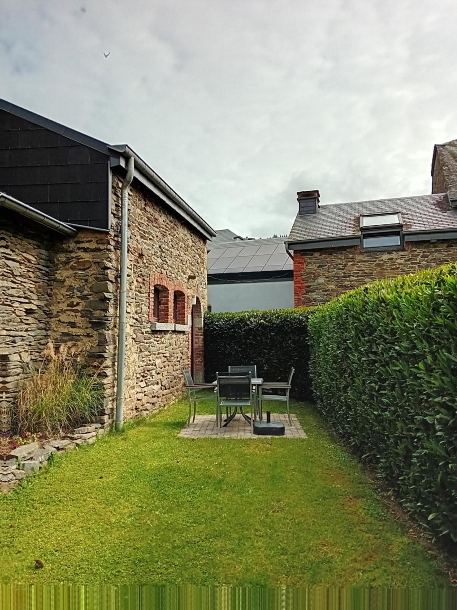 Appart Hotel Au Pied De Vigne Vresse-sur-Semois Bagian luar foto